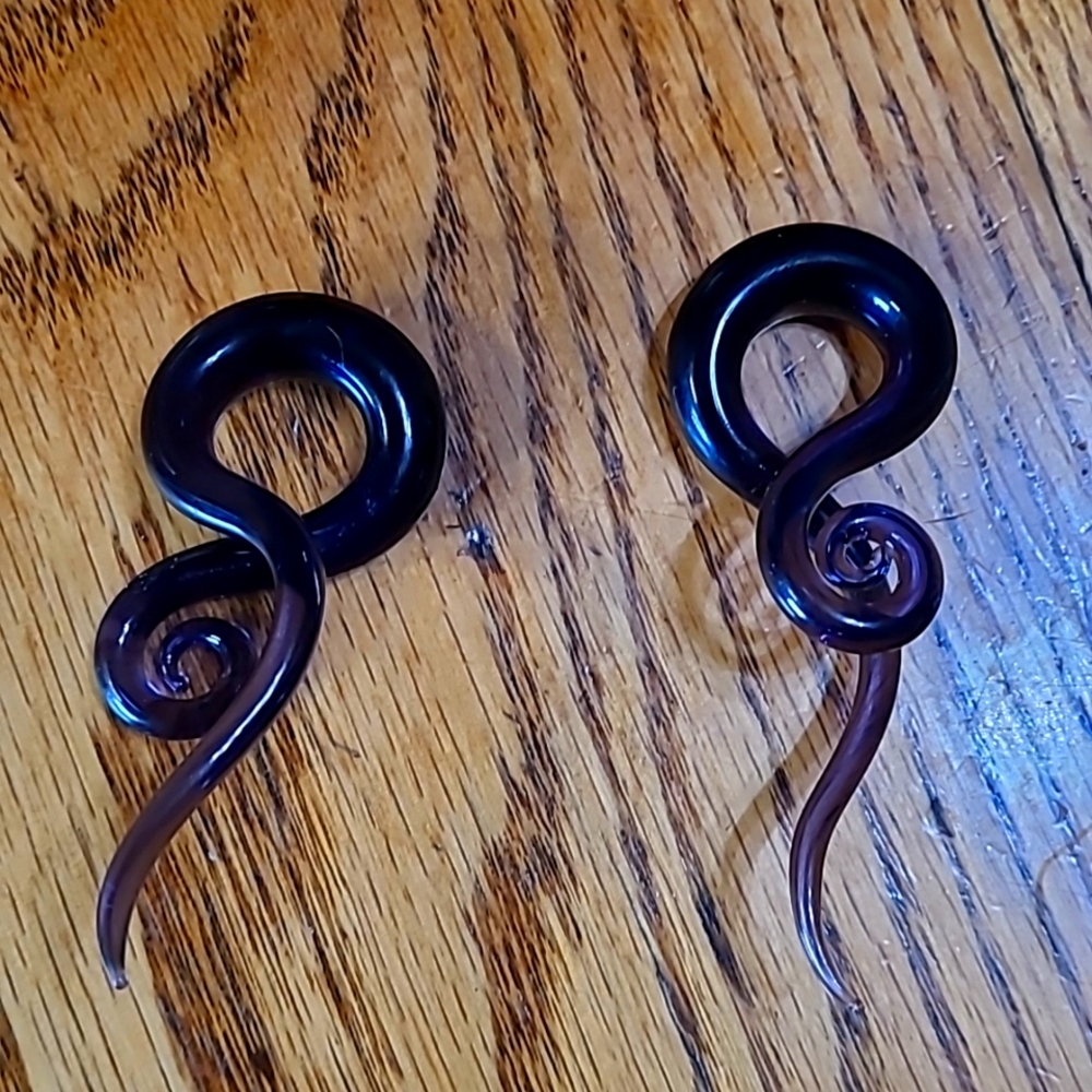 Glass Purple 00Gauge 10mm Tapers